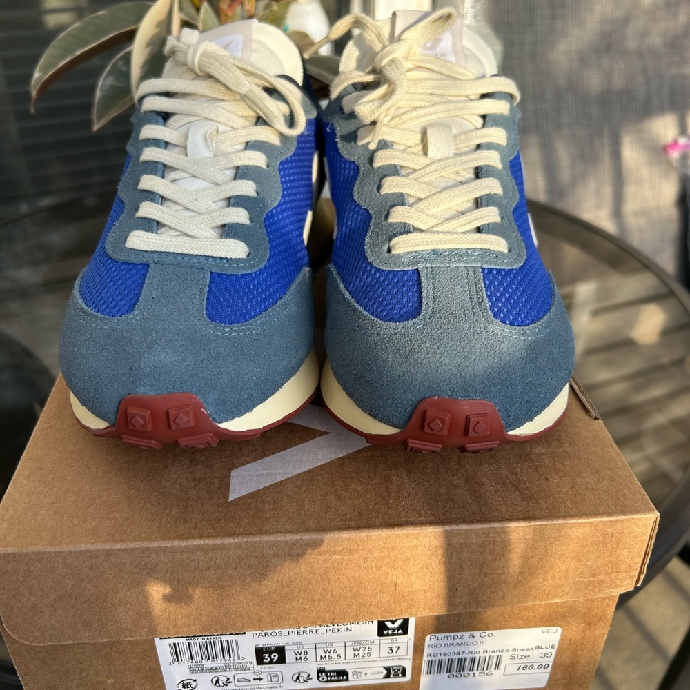 Veja Blue Women's Sneakers